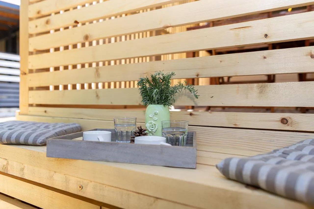 Kemp Mobile Home Pine Adria Soline Biograd Na Moru Chorvatsko