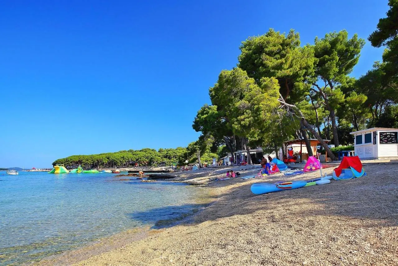 Mobile Home Pine Adria Soline Biograd Na Moru Campsite