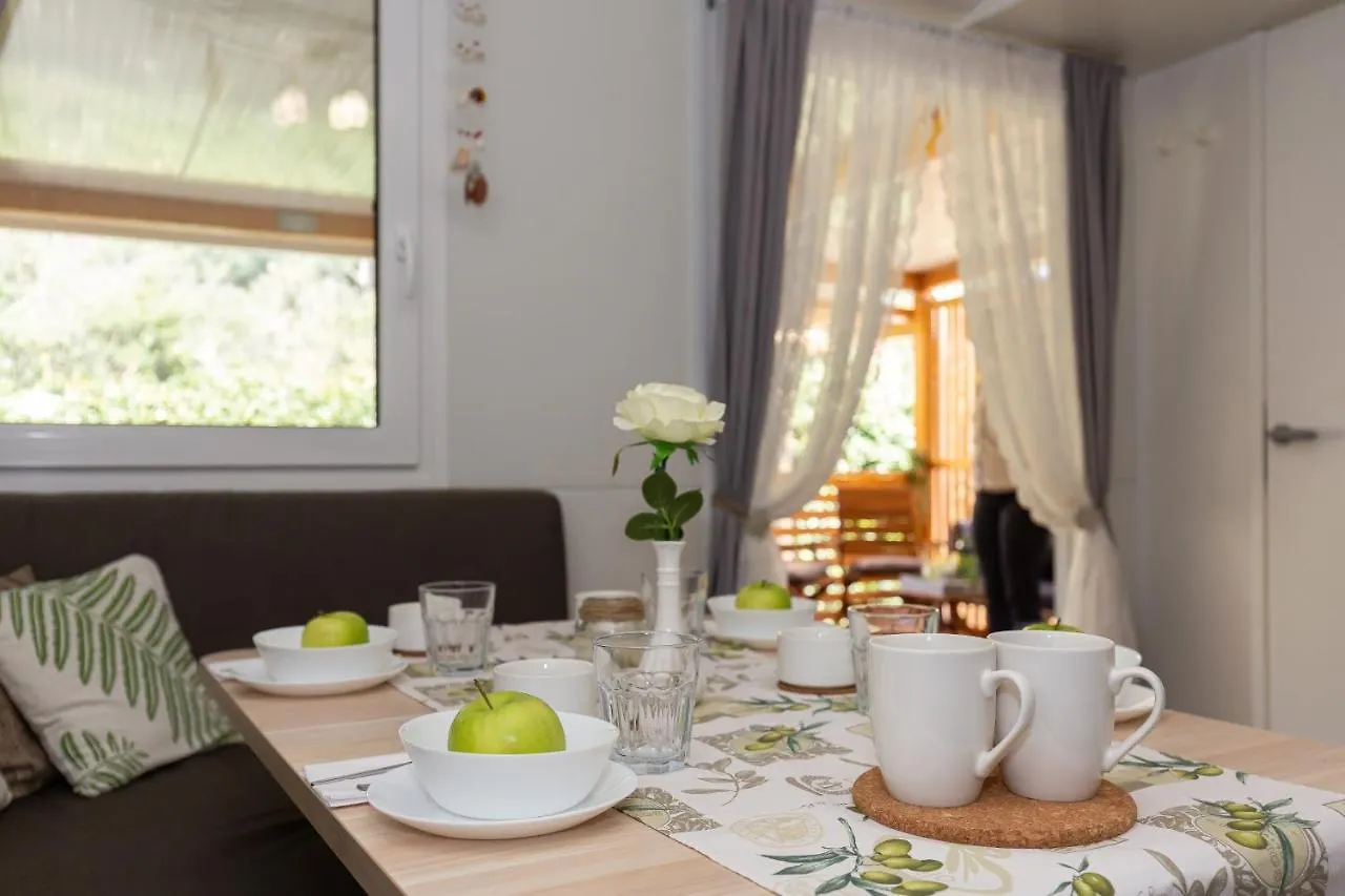 Mobile Home Pine Adria Soline Biograd Na Moru Croatia