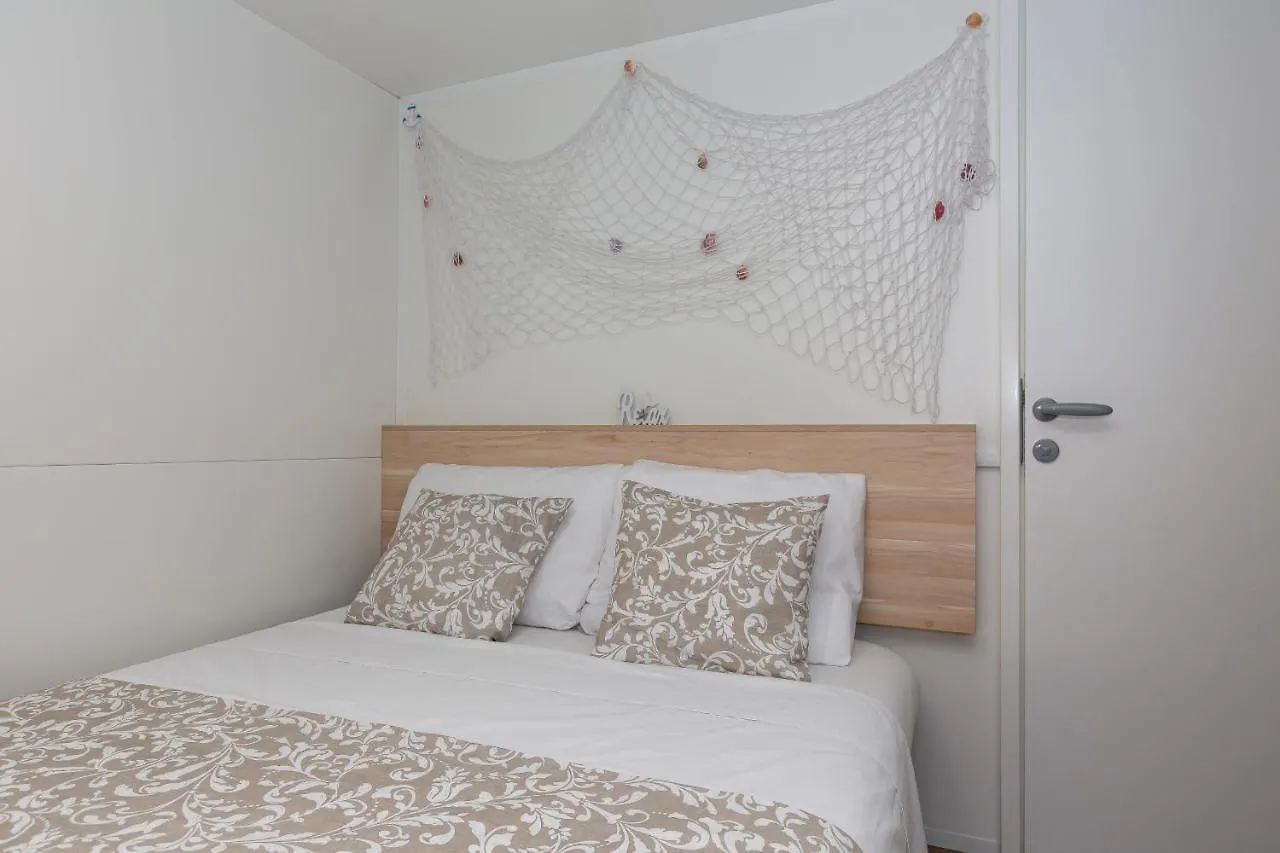 Mobile Home Pine Adria Soline Biograd Na Moru 0*,  Croatia